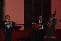 llevando música y mensaje de la palabra de Dios a la iglesia Bautista en Manhattan